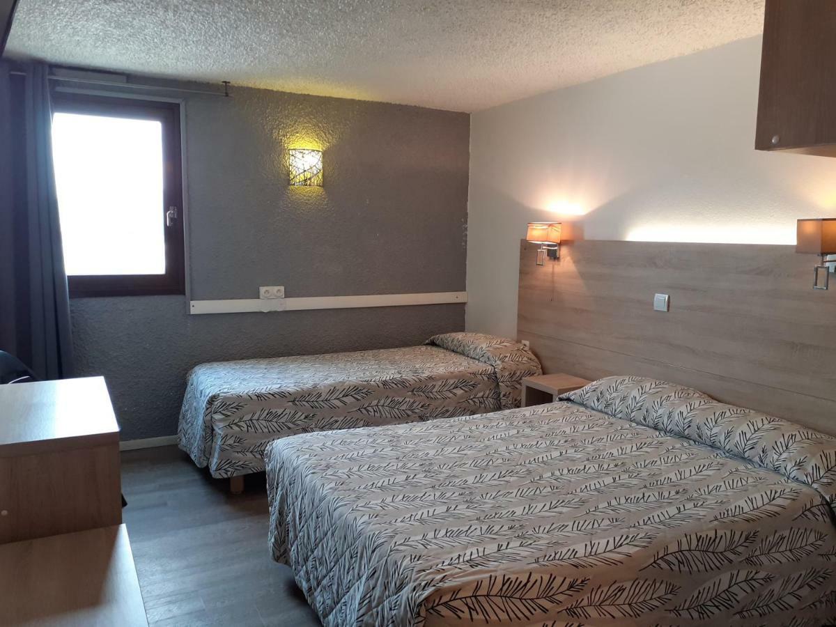 Hotel Les Tourrades Cannes Exterior foto