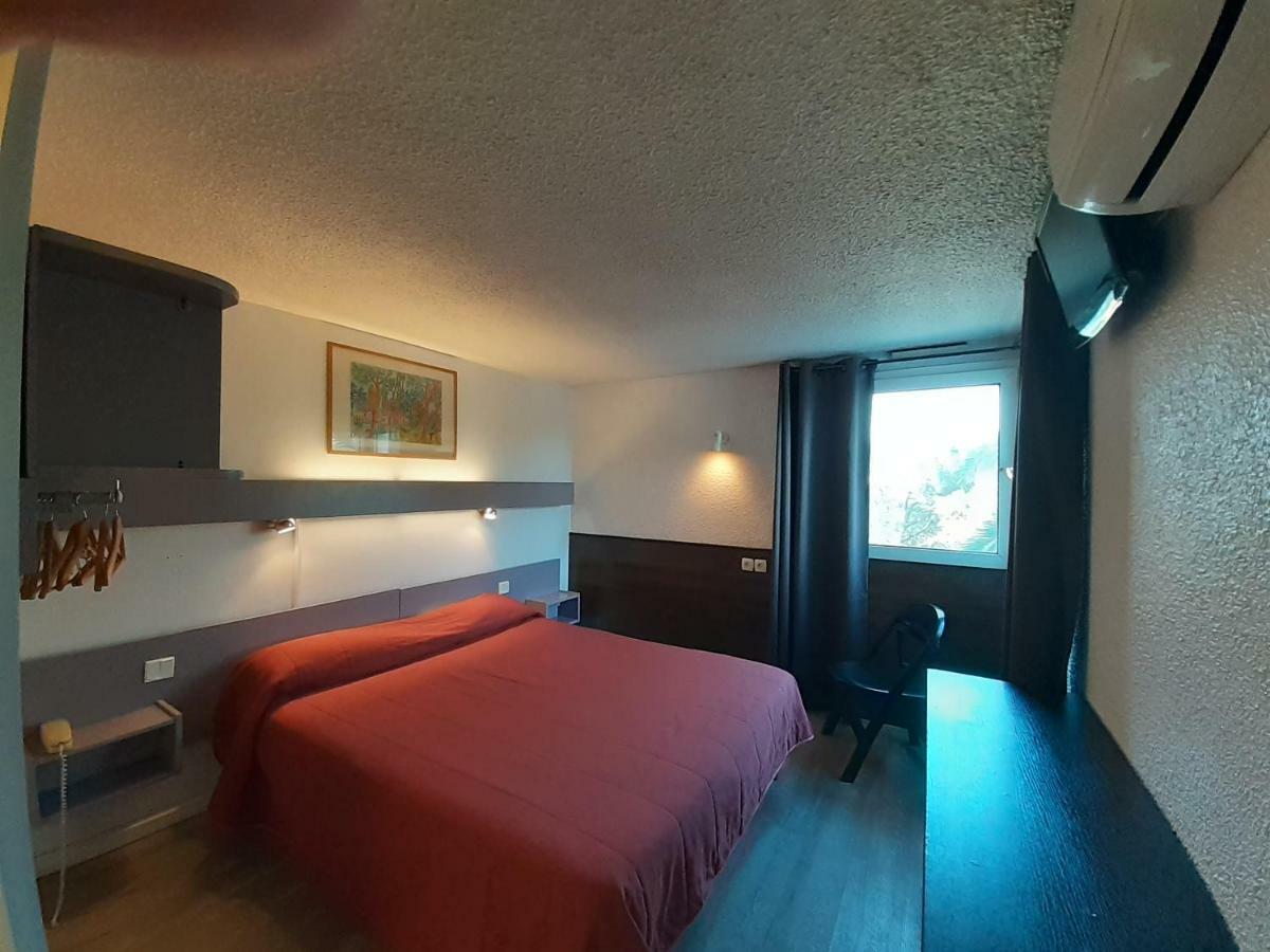 Hotel Les Tourrades Cannes Exterior foto